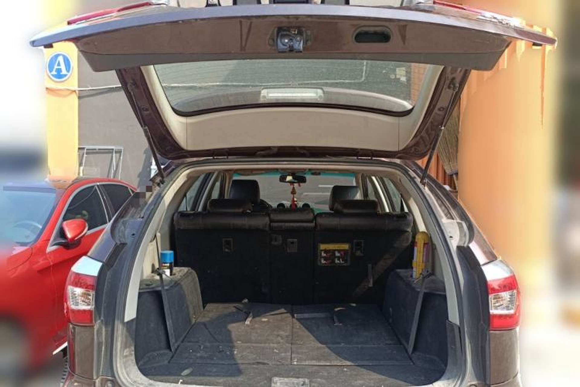 Used BYD S7 2015 2.0T Automatic Prestige Model Trunk