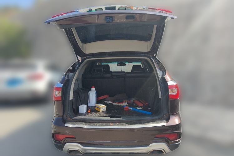 Used BYD S7 2015 2.0T Automatic Flagship Edition Trunk