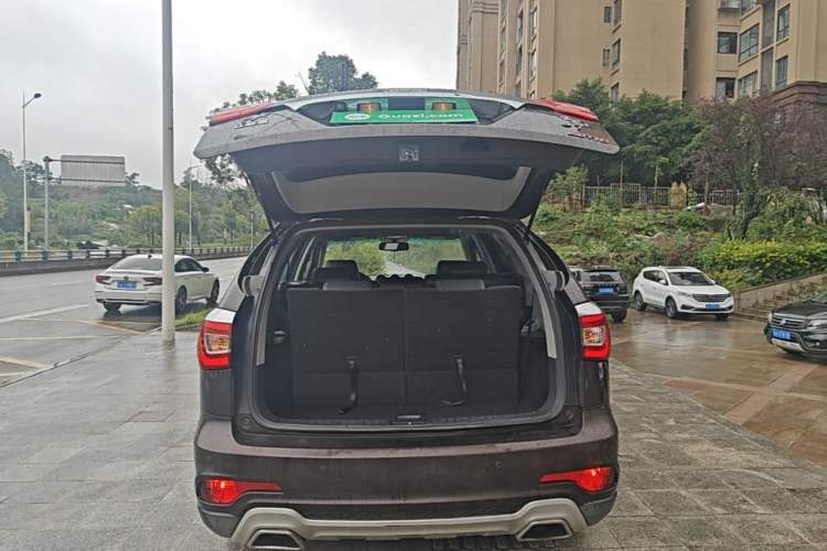 Used BYD S7 2015 2.0T Automatic Flagship Edition Trunk