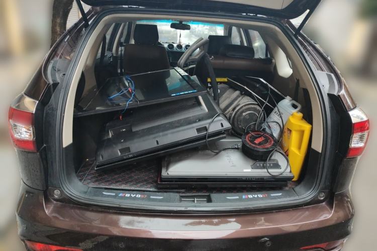 Used BYD S7 2015 2.0T Upgraded Automatic Luxury Version Trunk