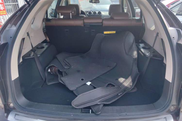 Used BYD S7 2015 1.5T Upgraded Manual Luxury Model Trunk