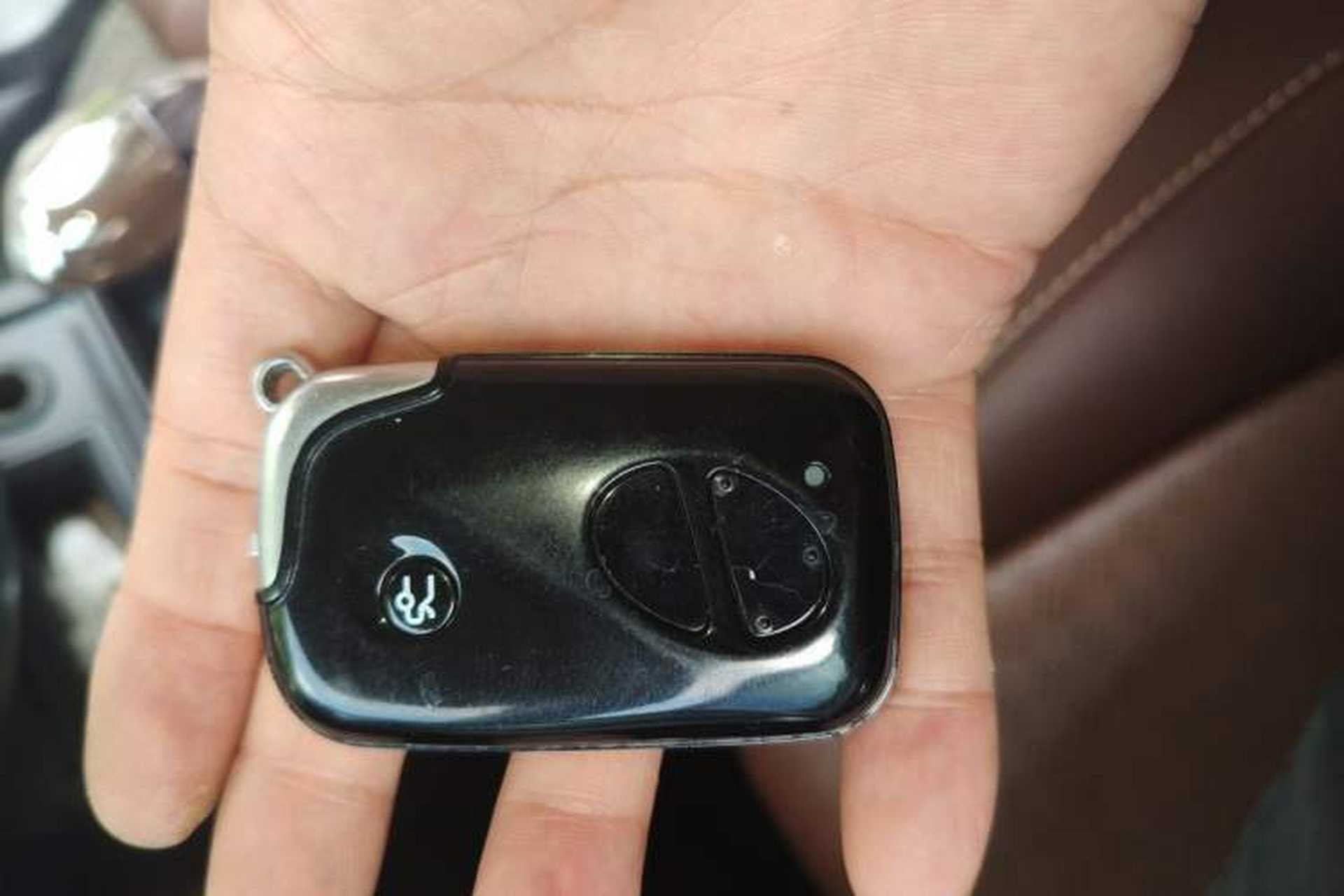 Used BYD S7 2015 2.0T Upgraded Automatic Luxury Version Vehicle Key