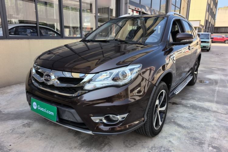 Used BYD S7 2015 2.0T Automatic Prestige Model Guazi used car, China used car export, Used car for sale, Used BYD cars, Cheapest cars for sale
