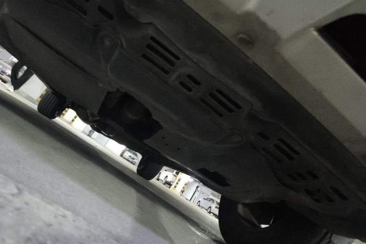 Used BYD S7 2015 1.5T Upgraded Manual Luxury Model Chassis Front
