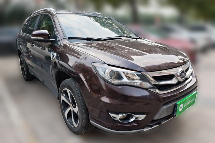 Used BYD S7 2015 2.0T Upgraded Automatic Flagship Version Front Right 45 Deg