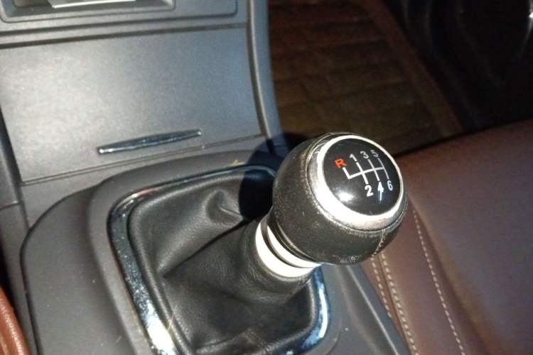 Used BYD S7 2015 1.5T Manual Luxury Model Gear Lever