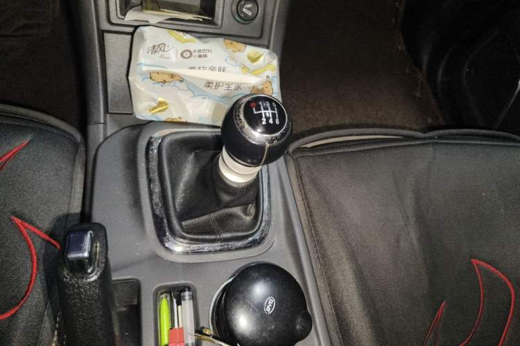 Used BYD S7 2015 1.5T Upgraded Manual Luxury Model Gear Lever