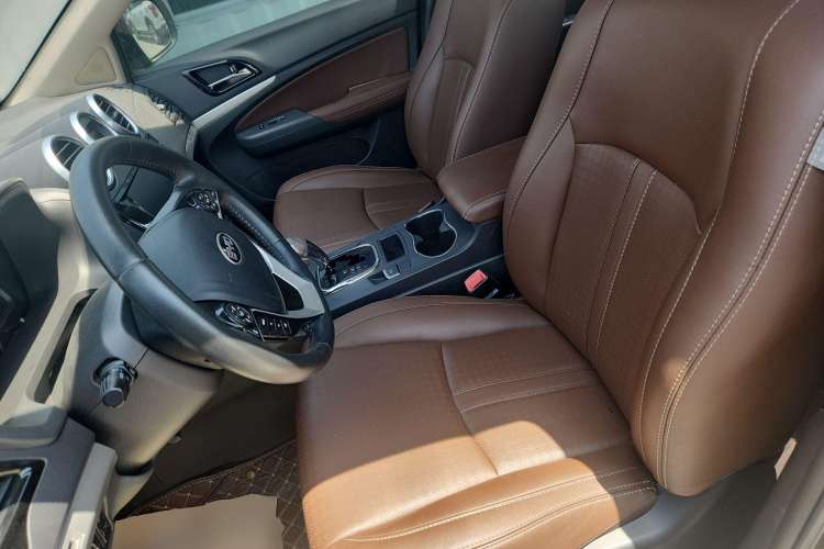 Used BYD S7 2015 2.0T Upgraded Automatic Luxury Version Left Front Seat