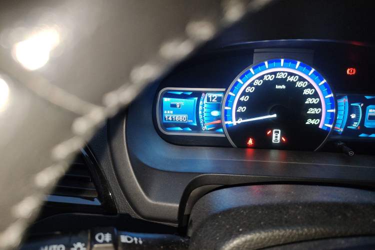 Used BYD S7 2015 1.5T Upgraded Manual Luxury Model Odometer Close Up