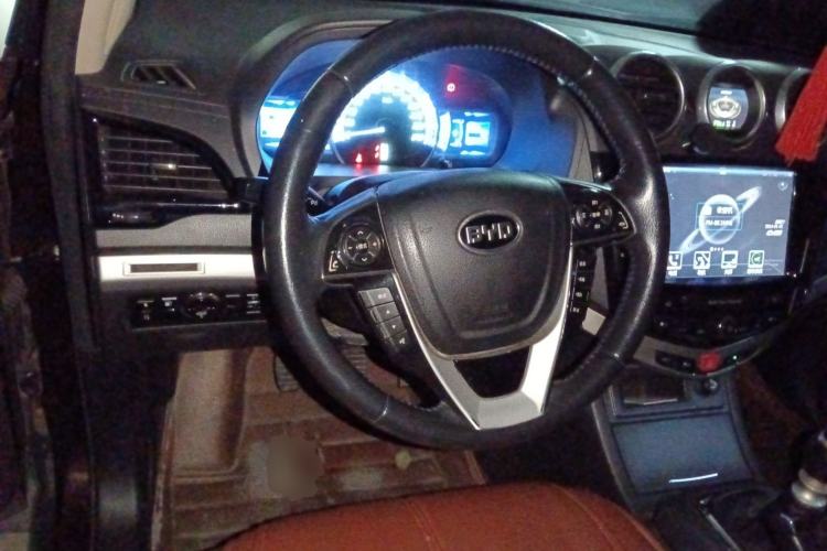 Used BYD S7 2015 1.5T Manual Luxury Model Steering Wheel