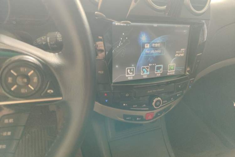 Used BYD S7 2015 1.5T Manual Luxury Model Audio And AC Panel