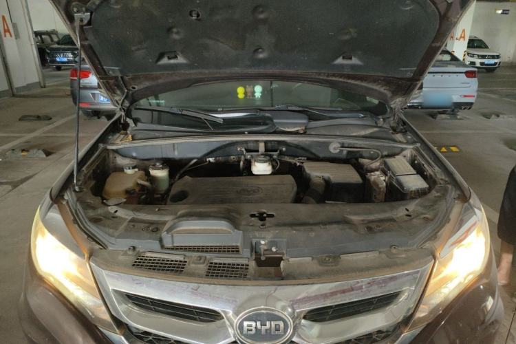 Used BYD S7 2015 1.5T Manual Luxury Model Engine Bay
