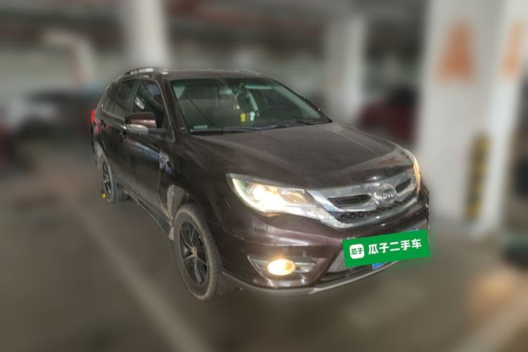 Used BYD S7 2015 1.5T Manual Luxury Model Front Right 45 Deg