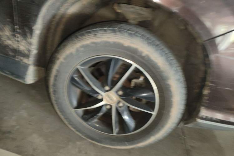 Used BYD S7 2015 1.5T Manual Luxury Model Right Front Wheel Hub