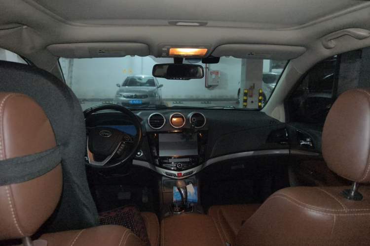 Used BYD S7 2015 2.0T Upgraded Automatic Flagship Version Headliner