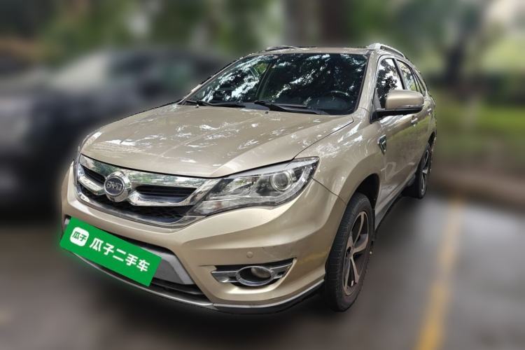 Used BYD S7 2015 2.0T Automatic Prestige Model Guazi used car, China used car export, Used car for sale, Used  cars, Cheapest cars for sale