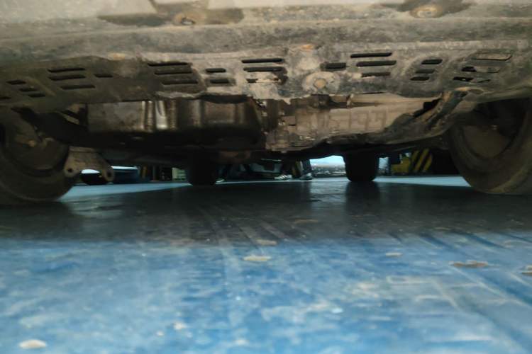Used BYD S7 2015 2.0T Automatic Prestige Model Chassis Front