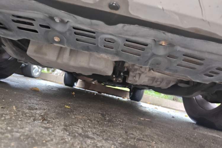 Used BYD S7 2015 2.0T Automatic Prestige Model Chassis Front