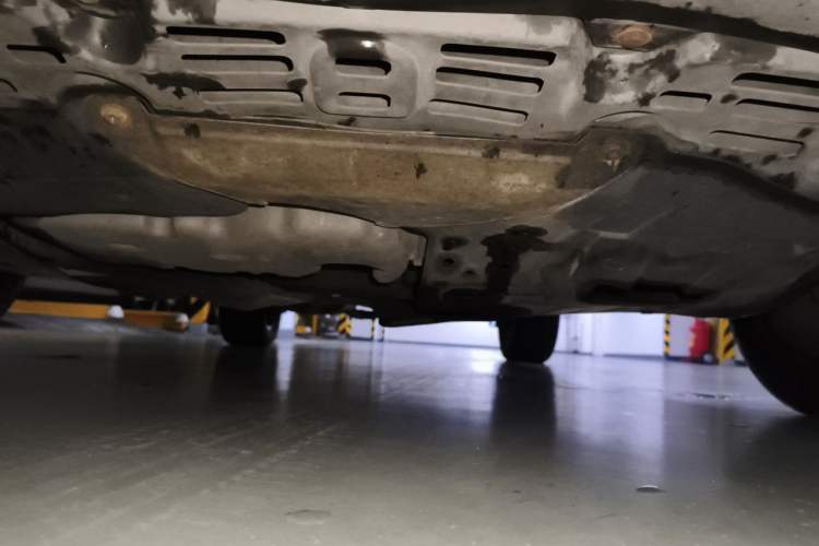 Used BYD S7 2015 2.0T Automatic Flagship Edition Chassis Front