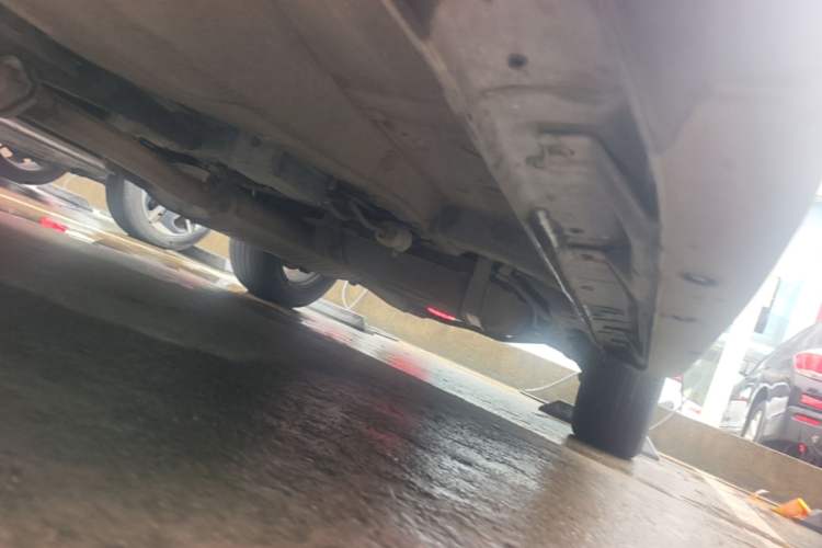 Used BYD S7 2015 2.0T Upgraded Automatic Flagship Version Chassis Front Left