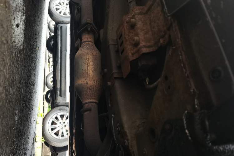 Used BYD S7 2015 2.0T Automatic Flagship Edition Chassis Front Right