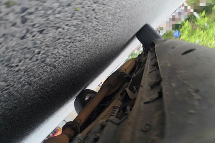 Used BYD S7 2015 2.0T Automatic Prestige Model Chassis Front Right