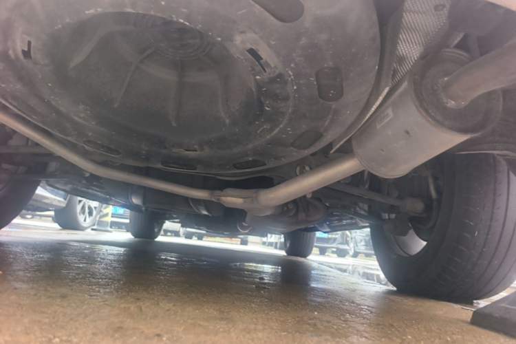 Used BYD S7 2015 2.0T Upgraded Automatic Flagship Version Chassis Rear