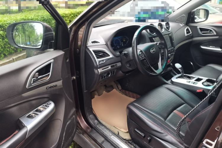 Used BYD S7 2015 2.0T Automatic Flagship Edition Driver Seat