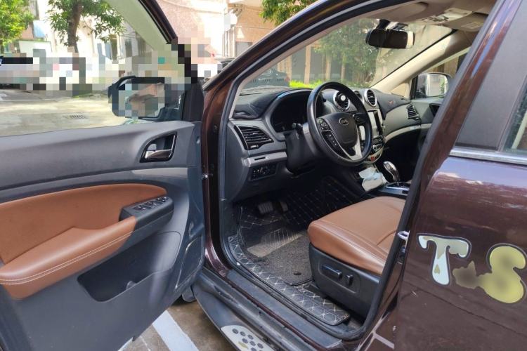 Used BYD S7 2015 2.0T Upgraded Automatic Luxury Version Driver Seat