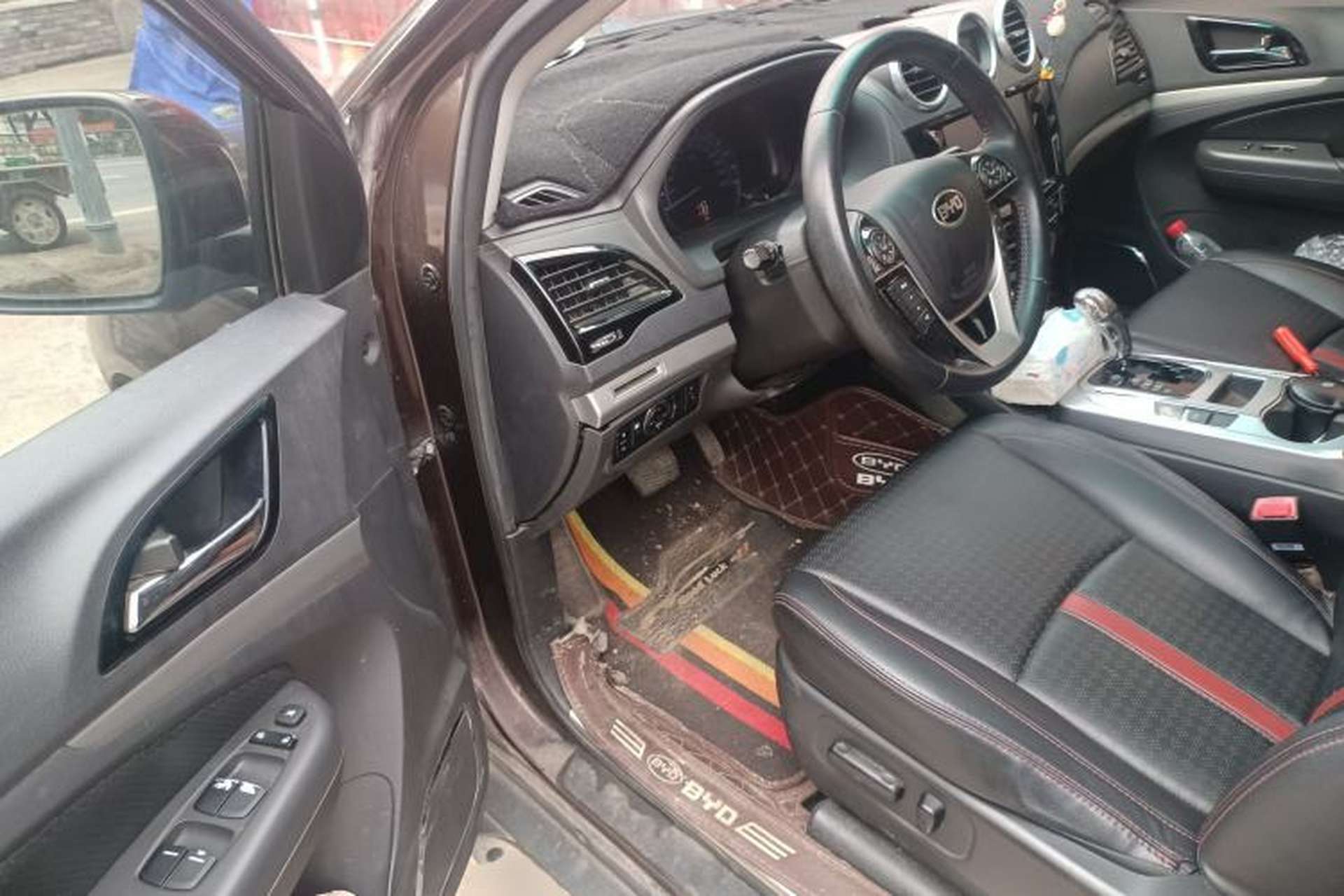 Used BYD S7 2015 2.0T Automatic Prestige Model Driver Seat