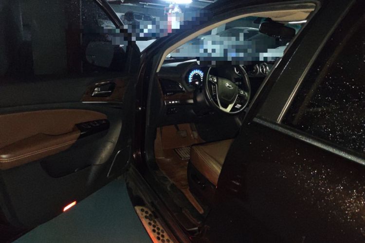 Used BYD S7 2015 2.0T Upgraded Automatic Luxury Version Driver Seat