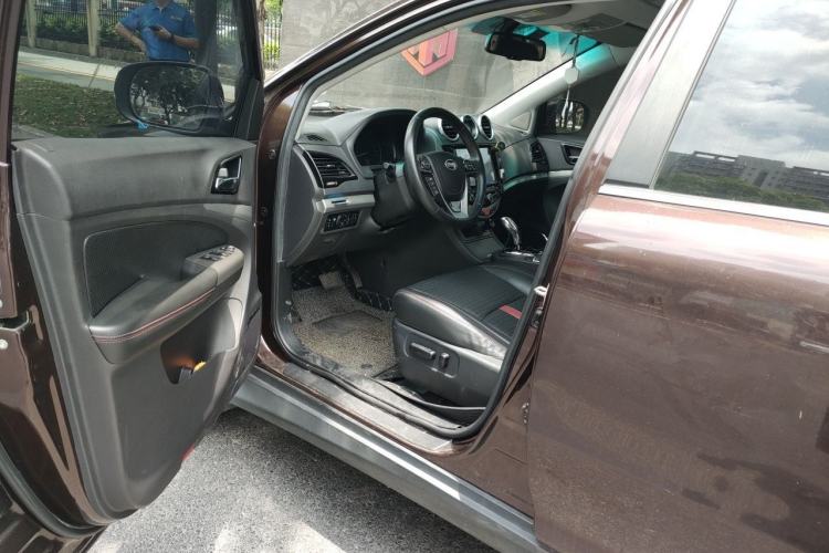 Used BYD S7 2015 2.0T Automatic Prestige Model Driver Seat