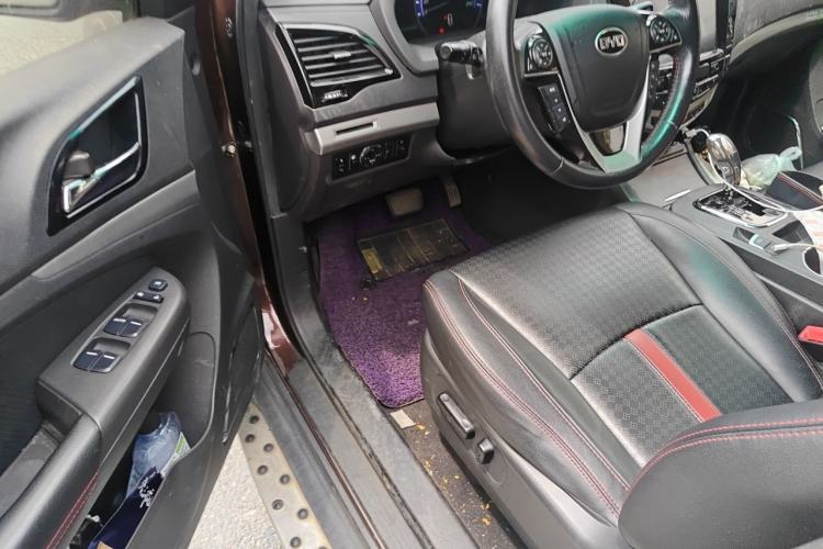 Used BYD S7 2015 2.0T Automatic Prestige Model Driver Seat