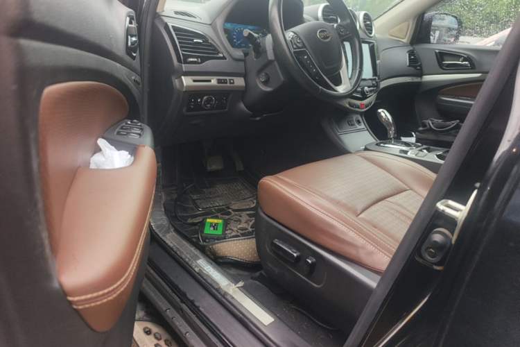 Used BYD S7 2015 2.0T Upgraded Automatic Flagship Version Driver Seat