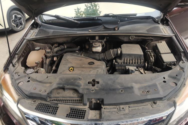 Used BYD S7 2015 2.0T Upgraded Automatic Luxury Version Engine Bay