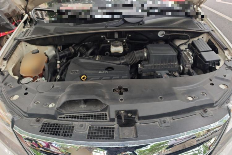 Used BYD S7 2015 2.0T Upgraded Automatic Luxury Version Engine Bay
