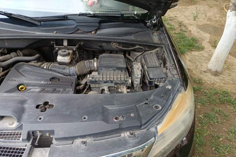 Used BYD S7 2015 2.0T Upgraded Automatic Luxury Version Engine Bay Left
