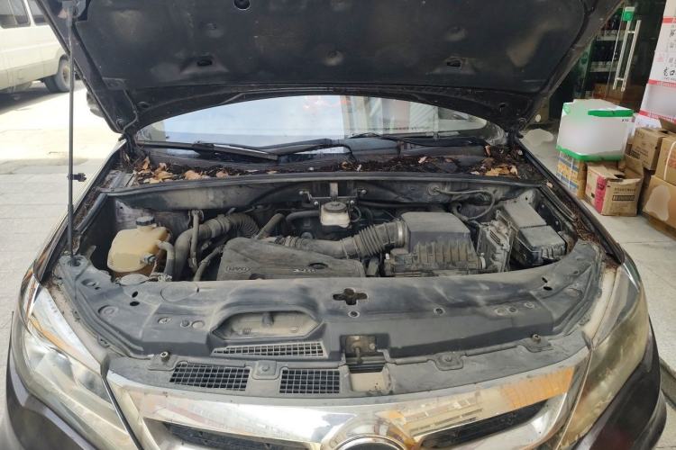 Used BYD S7 2015 2.0T Upgraded Automatic Luxury Version Engine Bay