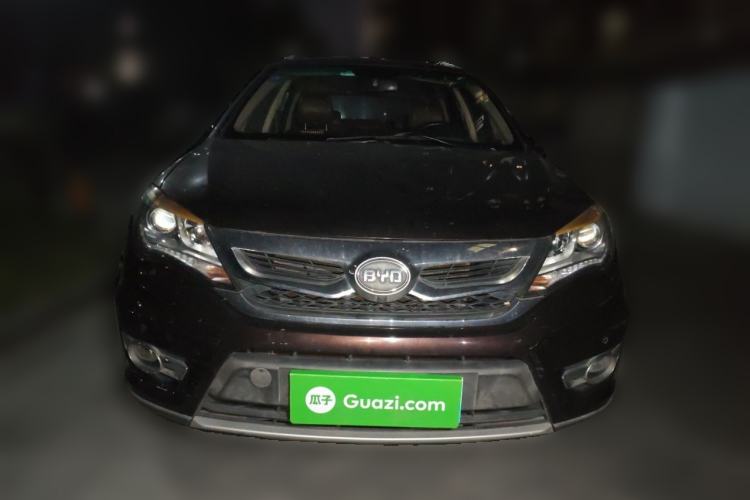 Used BYD S7 2015 2.0T Upgraded Automatic Luxury Version Front