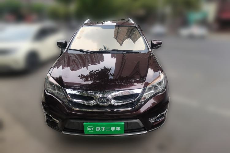 Used BYD S7 2015 2.0T Upgraded Automatic Luxury Version Front