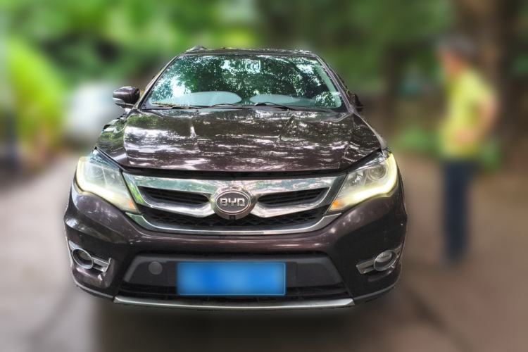 Used BYD S7 2015 2.0T Upgraded Automatic Luxury Version Front