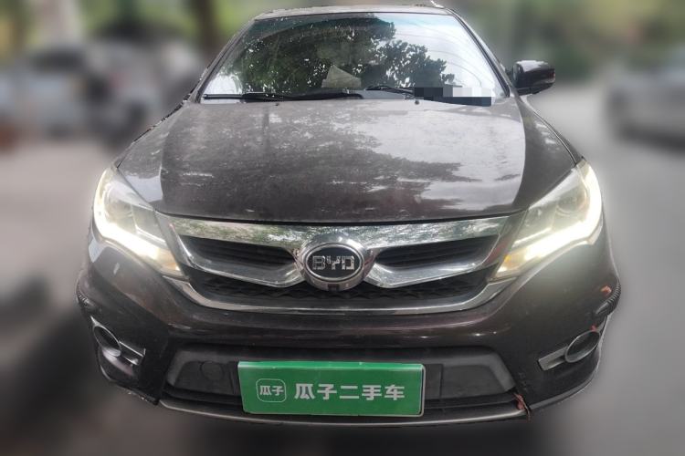 Used BYD S7 2015 2.0T Upgraded Automatic Luxury Version Front