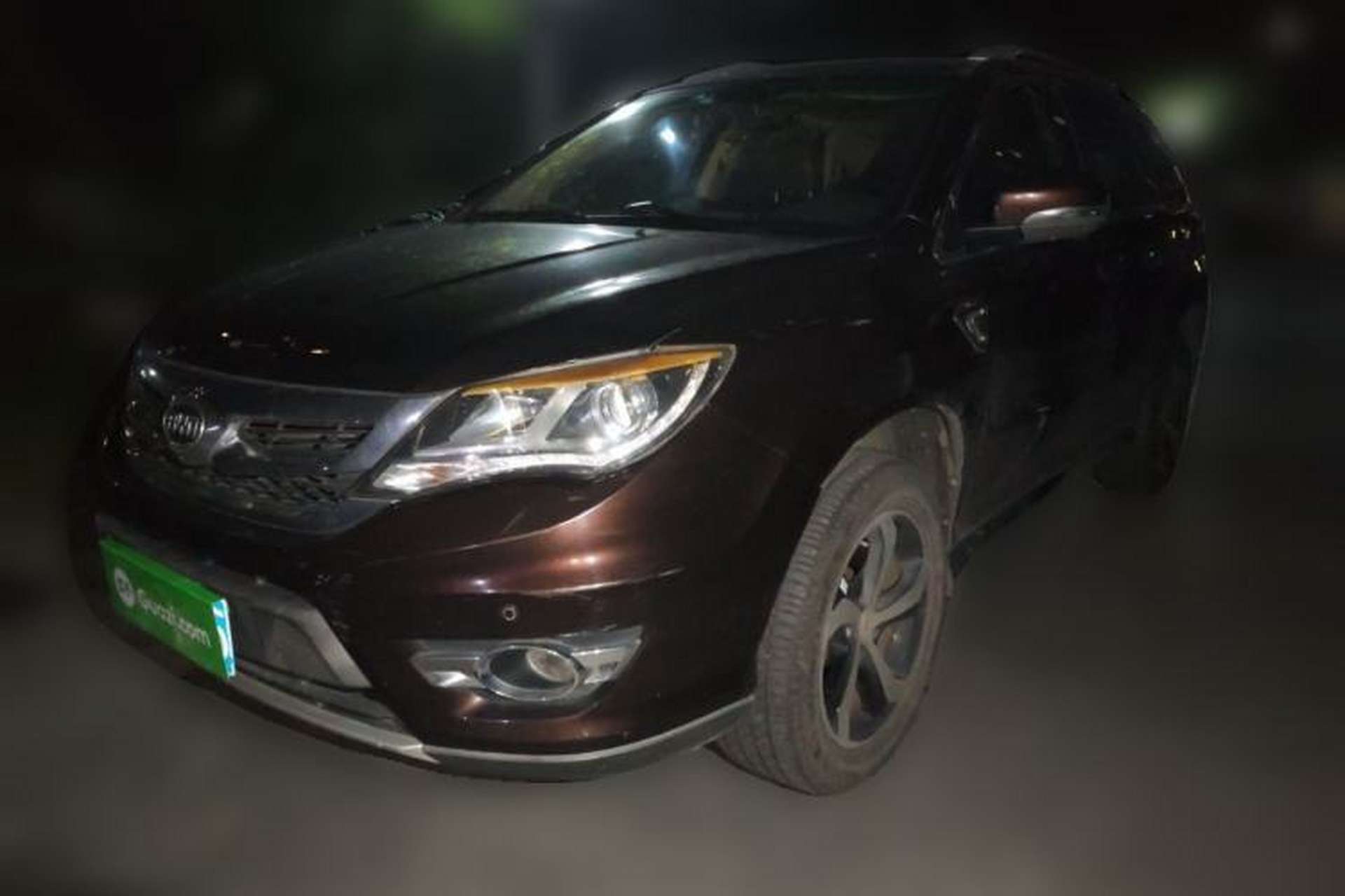 Used BYD S7 2015 2.0T Upgraded Automatic Luxury Version Front Left 45 Deg