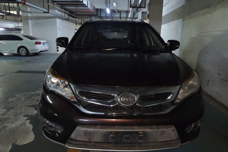 Used BYD S7 2015 2.0T Upgraded Automatic Luxury Version Front