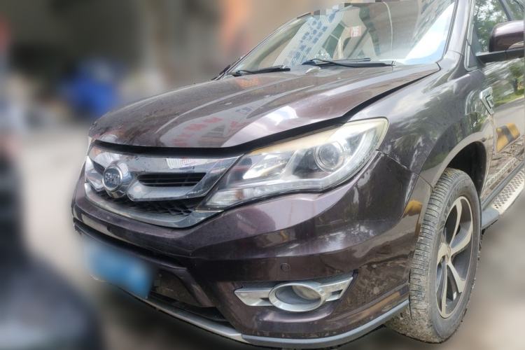 Used BYD S7 2015 2.0T Upgraded Automatic Luxury Version Front