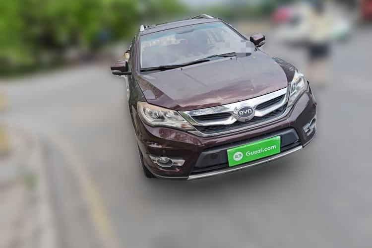Used BYD S7 2015 2.0T Automatic Prestige Model Front Right 45 Deg