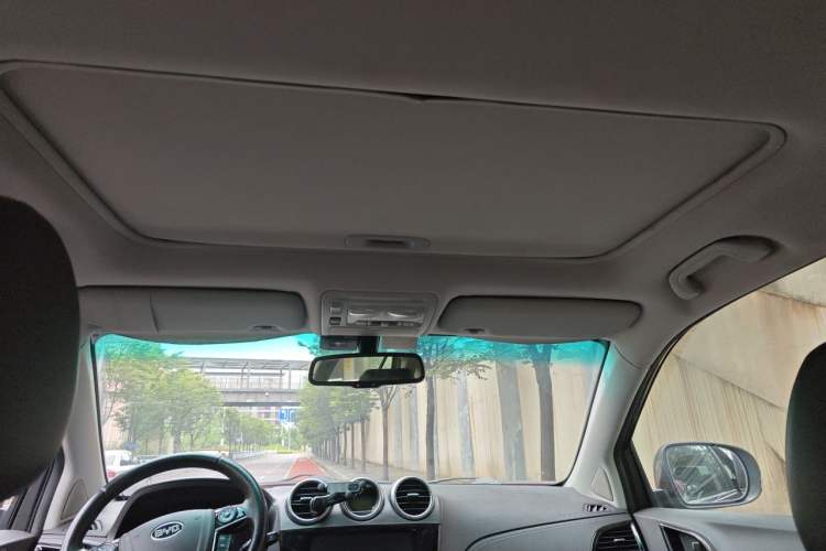 Used BYD S7 2015 2.0T Automatic Flagship Edition Headliner