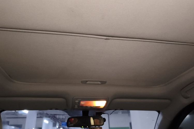 Used BYD S7 2015 2.0T Automatic Flagship Edition Headliner
