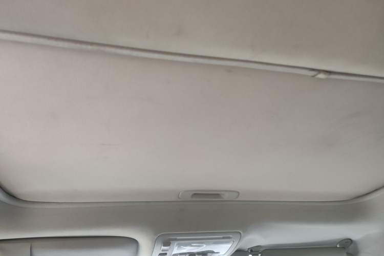 Used BYD S7 2015 2.0T Upgraded Automatic Luxury Version Headliner