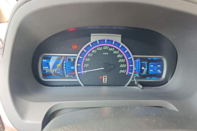 Used BYD S7 2015 2.0T Upgraded Automatic Luxury Version Instrument Cluster